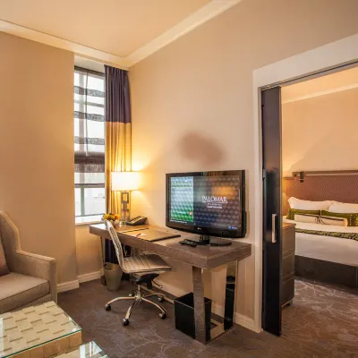Kimpton HOTEL PALOMAR PHILADELPHIA by IHG Hoteles cerca de Rosenbach Museum and Library