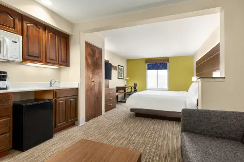 Holiday Inn Express & Suites PHILADELPHIA - MT. LAUREL by IHG