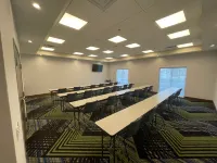 Holiday Inn Express & Suites Dayton East - Beavercreek Hotels in Beavercreek