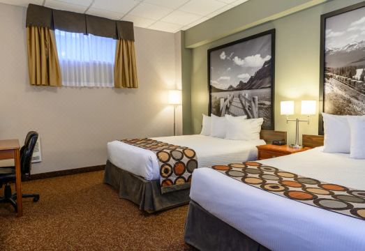 슈퍼 8 바이 윈덤 코크런