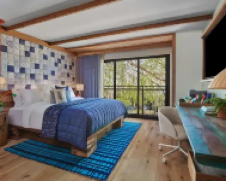 Treehouse Hotel Silicon Valley