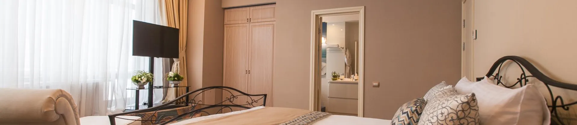 Premium Hotels
