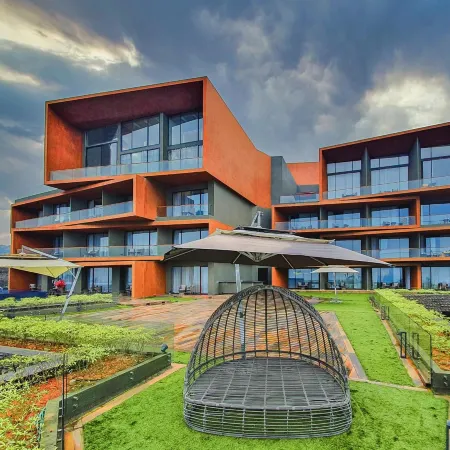 Aria Resort & Spa