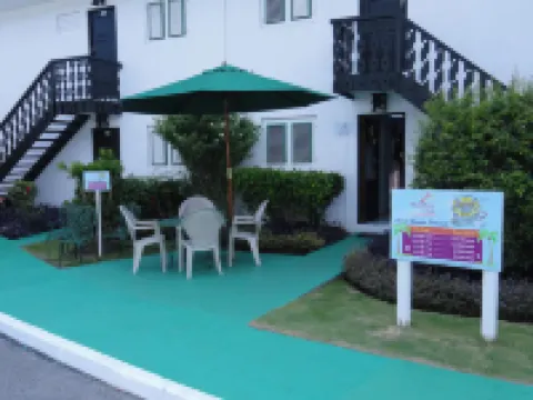 Plum Tree Club Hotels in Bridgetown