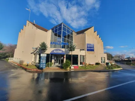 Saint-Fargeau-Ponthierry - Apollonia Отели в г. Вер-Сен-Дени