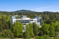 AC Hotel Portland Lake Oswego Hotels in Tigard