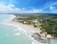 TopFloor Gorgeous Sunset-Mae Phim Beachfront Condo