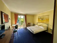 Hotel Landhaus Milser Các khách sạn ở Duisburg