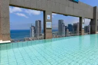 Gefinor Rotana - View biển