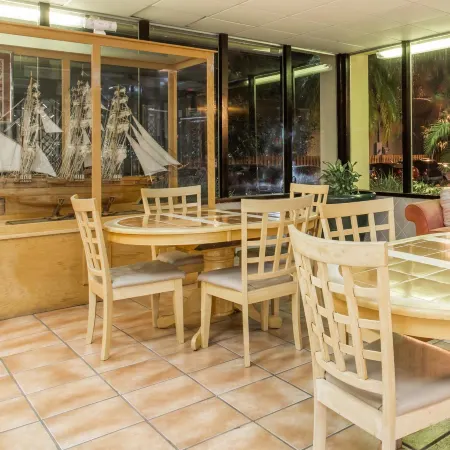 Days Inn by Wyndham Melbourne