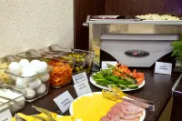 Favorit Hotel - breakfast