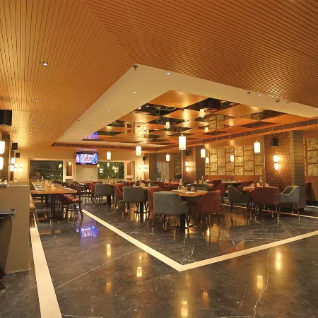 Hiland Hotel