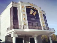 Marton Sholohova Hotel Các khách sạn gần Manor Where Pliyev, the Twice Hero of  USSR, Lived