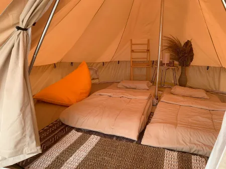 Trikora Beach Glamping Отели в г. Бинтан