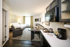 Sonesta Simply Suites Detroit Ann Arbor