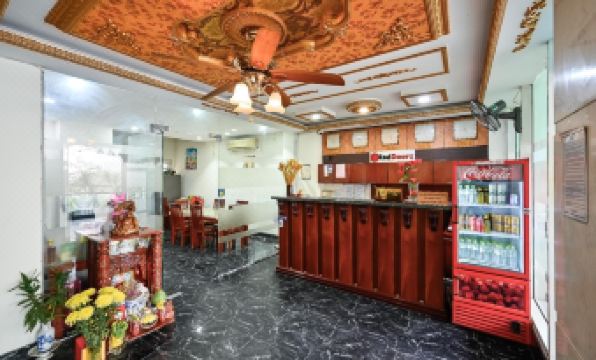 Quang Hoa Airport Hotel
