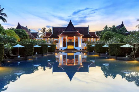 Marriott Vacation Club, Khao Lak Beach Resort Отели рядом с достопримечательностью «Pak Weep Beach»