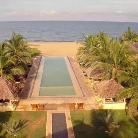 Bar Reef Resort