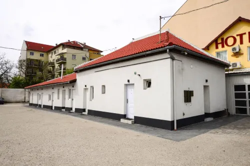 Chesscom Guesthouse Hotels in Vecses