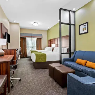 Comfort Suites