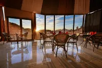 Mars Land Luxury Camp - Breakfast
