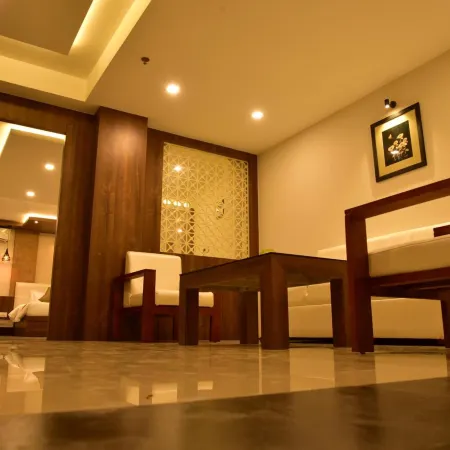 White Suite Hotel