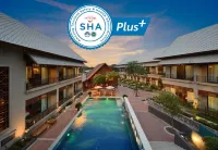 Plakan Resort - Pools