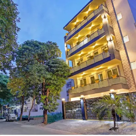 Nuab House - Near Fortis, Max, Medanta, Paras Hospitals and Huda Metro