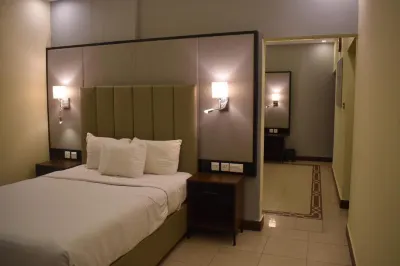 Sunset Suites Hotel di D.H.A.