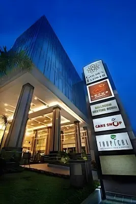 Golden Flower by Kagum Hotels - Romantic
