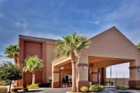Holiday Inn Express Las Vegas-Nellis Hotel a Las Vegas