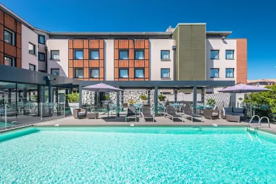 Holiday Inn Toulouse Airport Hotels near DEVRED 1902