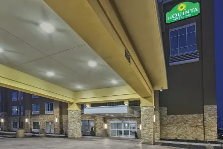 La Quinta Inn & Suites by Wyndham Niagara Falls