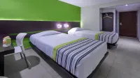 City Express Junior by Marriott Cancun - Parking