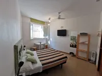 Mucha Masia Hostel Rural Urba Hotels in El Prat de Llobregat