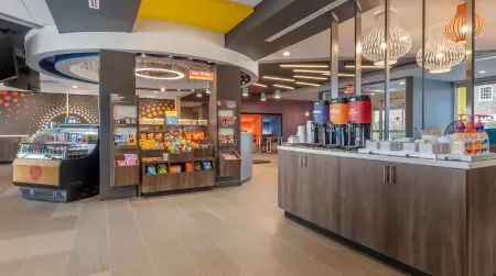 Tru by Hilton Lexington Hamburg