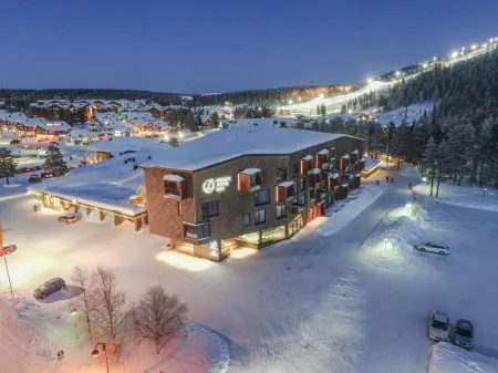Design Hotel Levi Отели рядом с достопримечательностью «Snow Village»