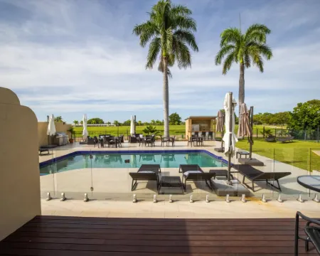 Kernow - Minimum Age 18 Hotels in Charters Towers