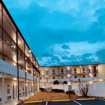 Baymont by Wyndham Front Royal Near Shenandoah National Park