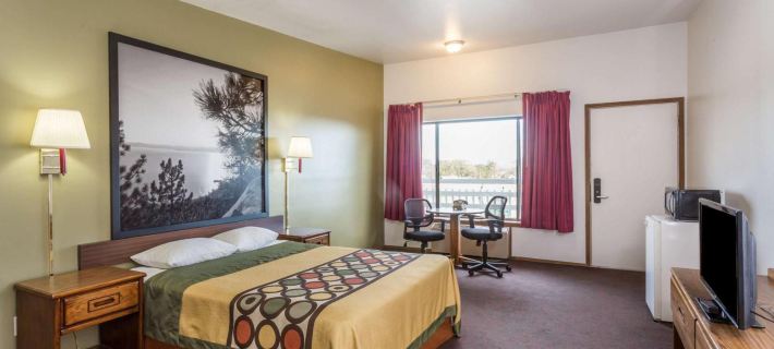 Super 8 by Wyndham Wells Hotels in Elko County