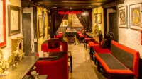 Hira Guest House