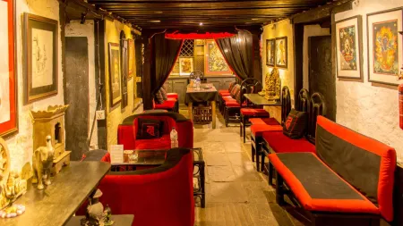 Hira Guest House Отели рядом с достопримечательностью «Golden Temple»