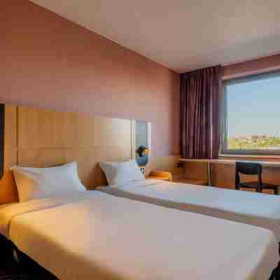 B&B Hotel Maubeuge Gare Rooms