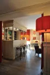 基里亞德酒店-紹萊 - 酒吧