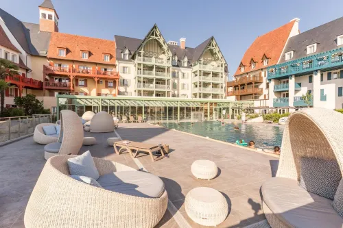Résidence Pierre & Vacances Premium Presqu'Ile de la Touques Hotels in Trouville-sur-Mer