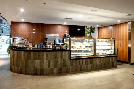 Young Federation Motor Inn and Services Club