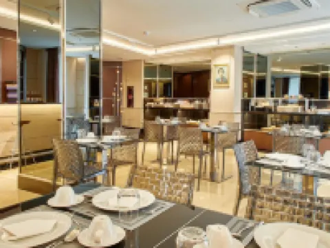 Nexus Valladolid Suites & Hotel Hotels in Campina del Pisuerga