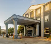 Spark by Hilton Lafayette South Hotel in zona Paul and Lulu Hilliard University Art Museum