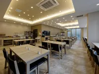 Kuretake Inn Premium Meieki Minami Các khách sạn gần Quảng trường Midland
