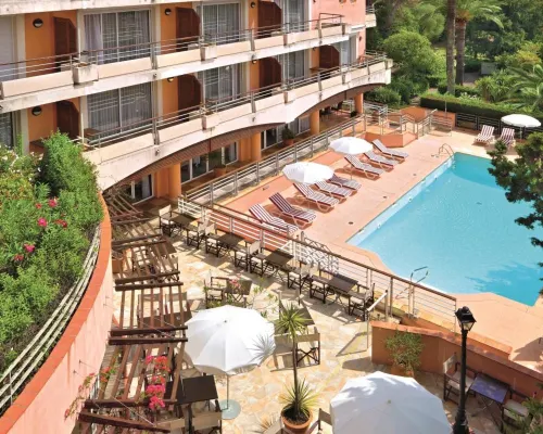 زينيتود أوتل ريزيدنس لو كانيت Hotels near كروستيه